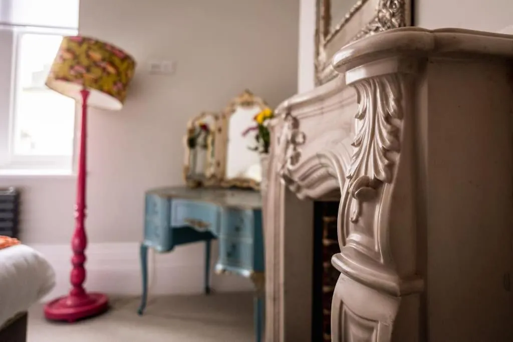 Elegant Brighton Retreat With Private Parking & Garden Apartment