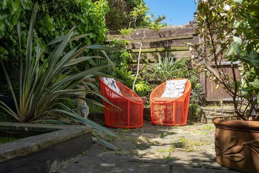 Elegant Brighton Retreat With Private Parking & Garden Apartment 0*,  United Kingdom