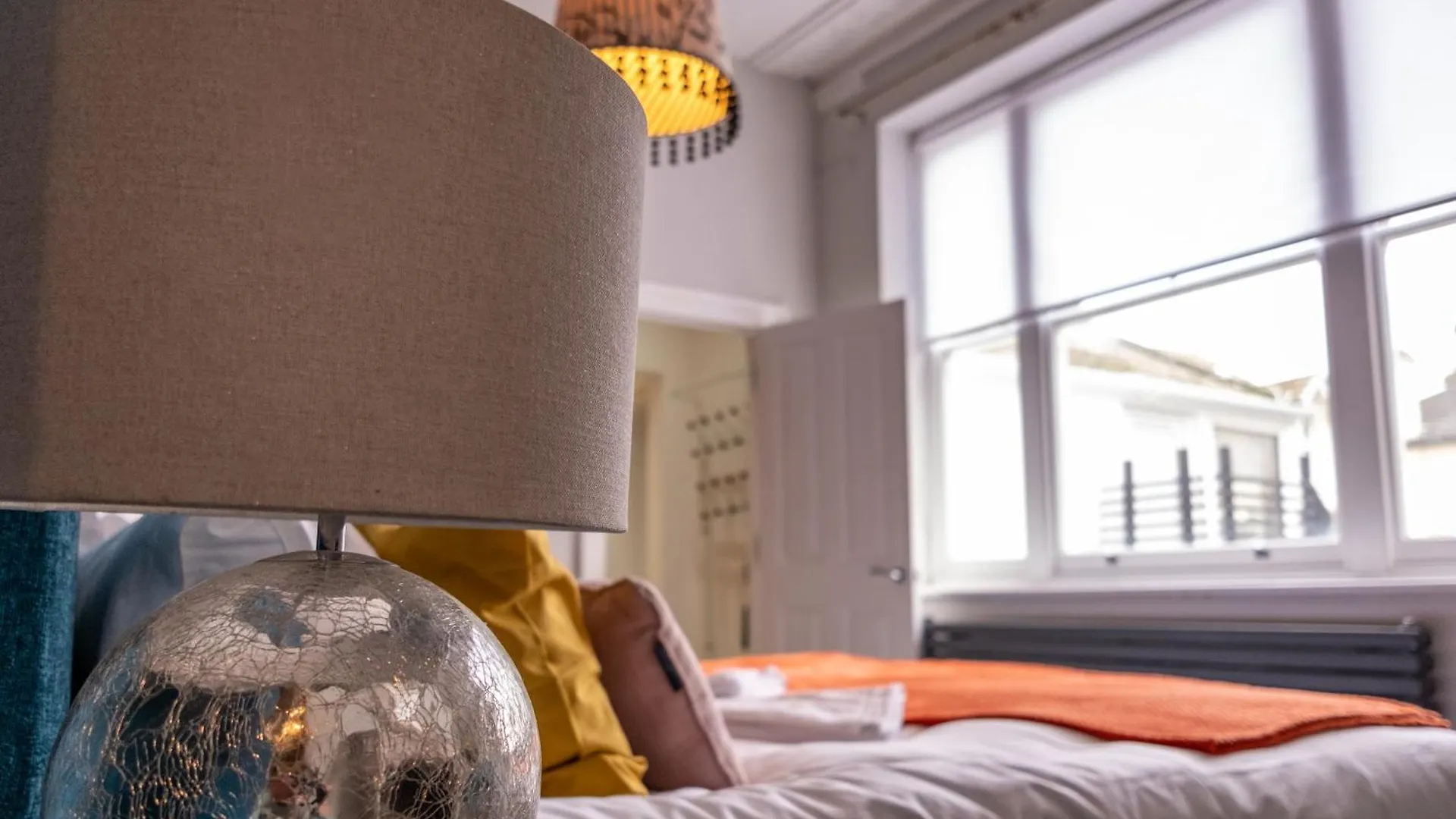 Elegant Brighton Retreat With Private Parking & Garden Apartment United Kingdom